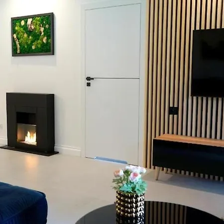 Large Home, Swimming Pool, Sauna, Jacuzzi Dom wakacyjny *