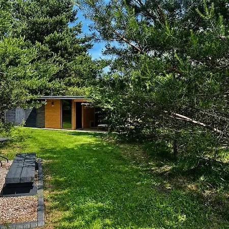 Dom wakacyjny Large Home, Swimming Pool, Sauna, Jacuzzi Odargowo